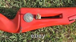 1975 Bear Archery 76er, Take-Down Bow withpin sight + string