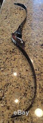1975 Vintage FRED BEAR SUPER MAGNUM 48 RECURVE BOW RIGHT HAND 45 Pound