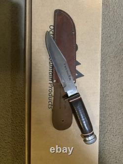 #45 recurve bow in box and vintage bowie knife