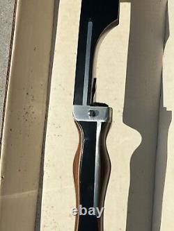 AS-IS RARE Ben Pearson 2-Piece RECURVE BOW Takedown SIGNATURE RH 7330 Bow w Box