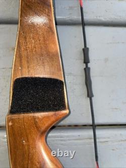 Bear Archery 58 Grizzly Recurve Bow Multi-Color, Right-Handed (AFT2086145)