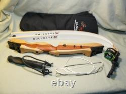Bear Archery Bullseye Takedown Bow 24-26 lbs. 62-66 with E LONG Quiver