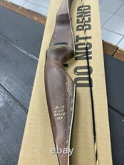 Bear Archery Grizzly 58 Recurve 25LB Right Hand New In Box Free FAST shipping