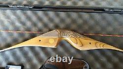 Bear Archery Kodiak Magnum 52-Inches Traditional Recurve Bow 55#