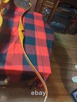 Bear Tigercat Recurve Bow Vintage 1969 40# Right Hand 62 Amo