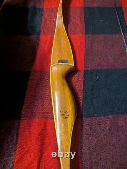 Bear Tigercat Recurve Bow Vintage 1969 40# Right Hand 62 Amo