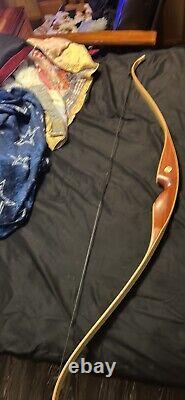 Bear archery antique recurve bow #55 in good condition