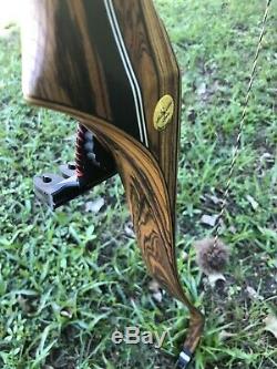 Black Widow KBX Recurve Bow Unreal With Quiver