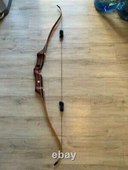 Black Widow Recurve bow 64in and 50#@28 in draw