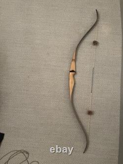 Bow hunting Season Is Coming! Fred Bear Recurve Black Bear 40lbs 40# 60 Bow