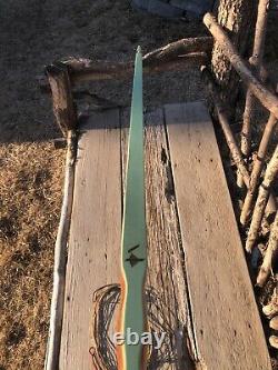 Browning Mohawk Recurve Archery Bow 30# 54 Right Handed With String