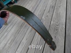 C. 1968 BEAR Kodiak Hunter RECURVE RH BOW 60 48# Excellent original