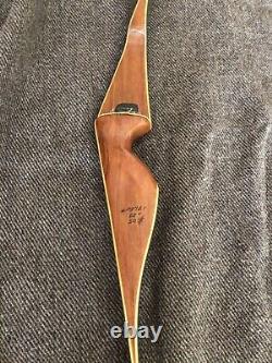 FRED BEAR GLASS POWERED GRIZZLY RECURVE BOW RIGHT HAND 50# 58 1953 Canada