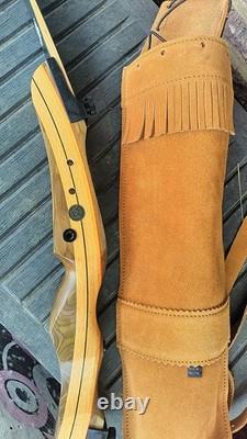 Fleetwood Monarch 62 Takedown Recurve Bow-40lb With Suede Leather Back Quiver