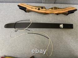 Fleetwood Monarch Right Handed 62 20LB Recurve Bow