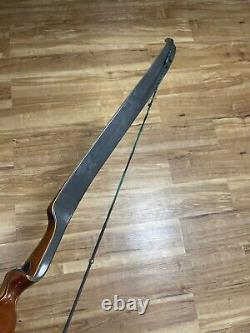 Fred Bear Kodiak Magnum Recurve Hunting Bow Right Hand 50lbs, 52 Length