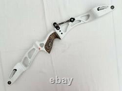 Hoyt GMX 25 Archery Recurve Riser Right Handed White With Jager Grip