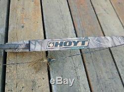 Hoyt GameMaster II (2) recurve bow RH 40# Tiburon short limbs