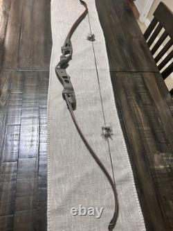 Hoyt Satori 19 Recurve Bow Right-Handed, 45 Lb, Medium Limbs