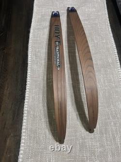 Hoyt Satori 19 Recurve Bow Right-Handed, 45 Lb, Medium Limbs