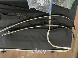 Hoyt Satori Recurve 21 Right Handed Bow Bamboo Carbon Limbs Med GP XT 40 Lbs