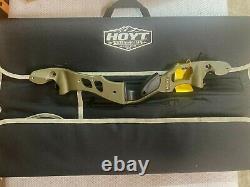 Hoyt Satori Recurve Bow Wilderness 19 Riser Left Hand Limbs Available