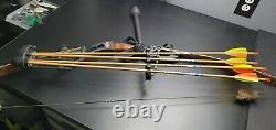 Hoyt Series Buffalo Recurve Bow 35# Medium (Satori) with Gold Tip Arrows