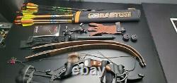 Hoyt Series Buffalo Recurve Bow 35# Medium (Satori) with Gold Tip Arrows