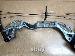 Muzzy Bow Fishing VXM Right-Handed Recurve Bow (New, Handled) Bare Bow