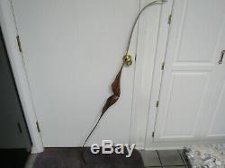 NICE VINTAGE ARCHERY PREP WOOD & LAMINATE ARCHERY RECURVE BOW 57 inches curved