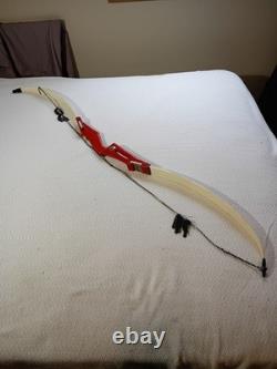 Nice Vintage Bear 76er Take Down Recurve Bow Traditional Red & White Nice Vintage Bear 76er Take Down Recurve Bow Traditional Red & White