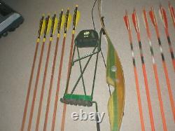 Nice Vintage Bear Grizzly Recurve Bow 40# RH with Quiver and Hunting Arrows ++