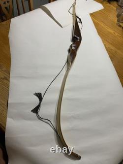 Rare VTG. WING ARCHERY SWIFT WING RECURVE BOW 62 45LB RIGHT Handed