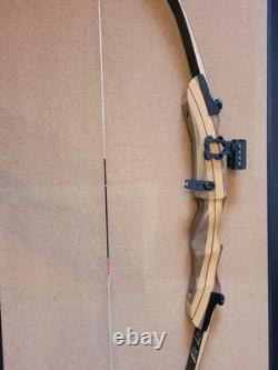 Right Handed Fleetwood 40lb 62in Takedown Recurve Bow with target sight 4H