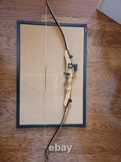 Right Handed Fleetwood 40lb 62in Takedown Recurve Bow with target sight 4H
