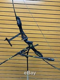 STUNNING NEW Win & Win Olympic Recurve Setup TFT-G Riser with 40# NS-G Limbs