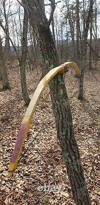 Traditional archery longbow