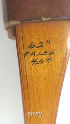 VINTAGE 1950'S BEAR GRIZZLY GLASS POWERED BOW 45# 62 FA156 With STORAGE SLEEVE