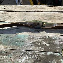 VINTAGE BEAR GRIZZLY RECURVE BOW RH #45 58 Green Brown KR71547