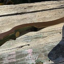 VINTAGE BEAR GRIZZLY RECURVE BOW RH #45 58 Green Brown KR71547