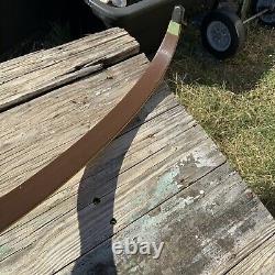 VINTAGE BEAR GRIZZLY RECURVE BOW RH #45 58 Green Brown KR71547