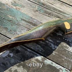 VINTAGE BEAR GRIZZLY RECURVE BOW RH #45 58 Green Brown KR71547