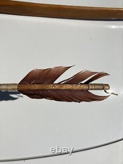 VTG/Antique Unbranded Long Stick Recurve Archery Bow RH Indian Folk Art Arrow