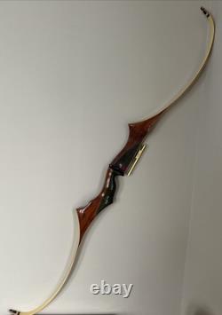 VTG Wing Archery Presentation 1 RH Recurve Bow 66 P7-1105 31# 1966 Hoyt Rest