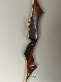 VTG Wing Archery Presentation 1 RH Recurve Bow 66 P7-1105 31# 1966 Hoyt Rest