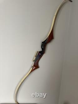VTG Wing Archery Presentation 1 RH Recurve Bow 66 P7-1105 31# 1966 Hoyt Rest