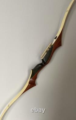 VTG Wing Archery Presentation 1 RH Recurve Bow 66 P7-1105 31# 1966 Hoyt Rest