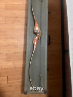 Vintage 1966 Bear Archery Kodiak Magnum 52 45# Recurve Bow Pre-owned