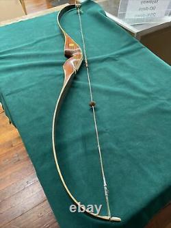 Vintage BEAR Kodiak Magnum 50# Recurve Hunting Bow #KU20358 AMO-52