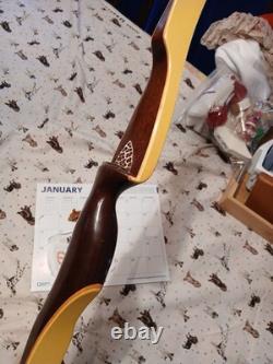 Vintage Bear Archery Alaskan recurve 50# 1970 minty glass
